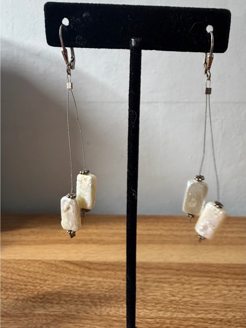 Delicate Mother of Pearl White Drop Earrings - Women Jewelry